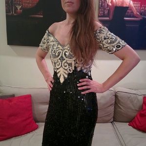 Oleg Cassini black tie label gown